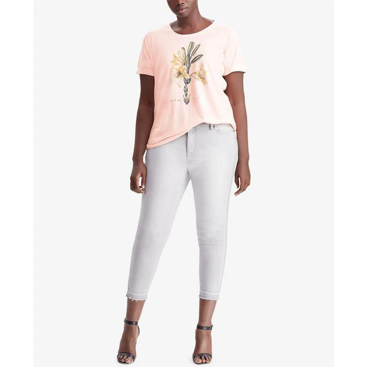 Plus Size Graphic T-Shirt 商品