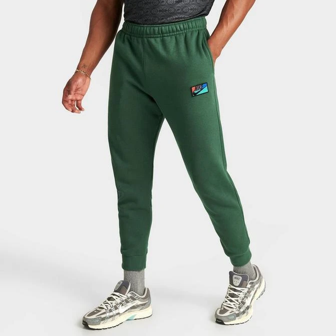 商品NIKE|Men's Nike Club Fleece Logo Patch Jogger Pants,价格¥403,第1张图片