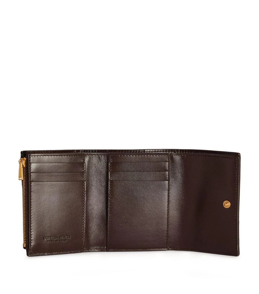 商品Bottega Veneta|Leather Intreccio Trifold Wallet,价格¥5152,第2张图片详细描述