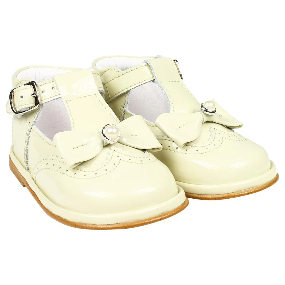 商品Babyshoes|Babyshoes Shoes Ivory Patent,价格¥219,第2张图片详细描述