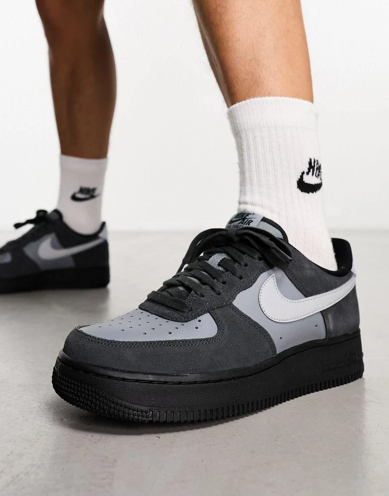 商品NIKE|Nike Air Force 1  LV8 trainers grey and black,价格¥1152,第1张图片