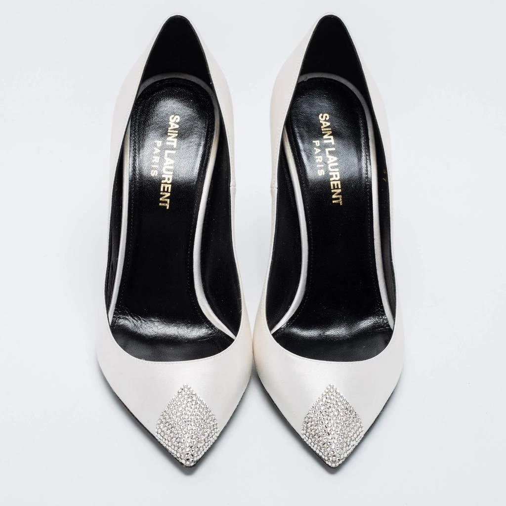 商品[二手商品] Yves Saint Laurent|Saint Laurent White Satin Tower Crystal Embellished Pumps Size 37,价格¥2168,第3张图片详细描述