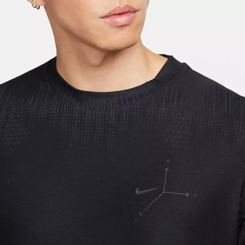 商品NIKE|Nike Men's Dri-FIT ADV A.P.S. Versatile T-Shirt,价格¥413,第4张图片详细描述