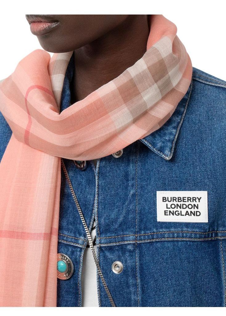 商品Burberry|Lightweight check wool silk scarf,价格¥2362,第6张图片详细描述