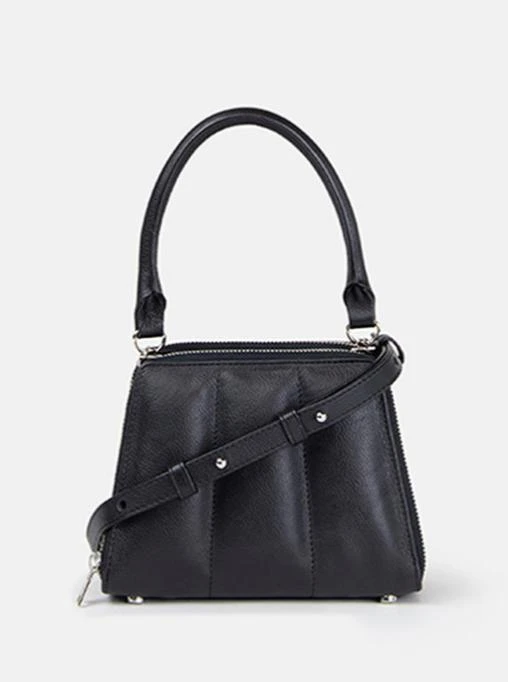 商品ROYAL REPUBLIQ|TRAPEZE MINIATURE BAG FW22 BLACK,价格¥1736,第1张图片