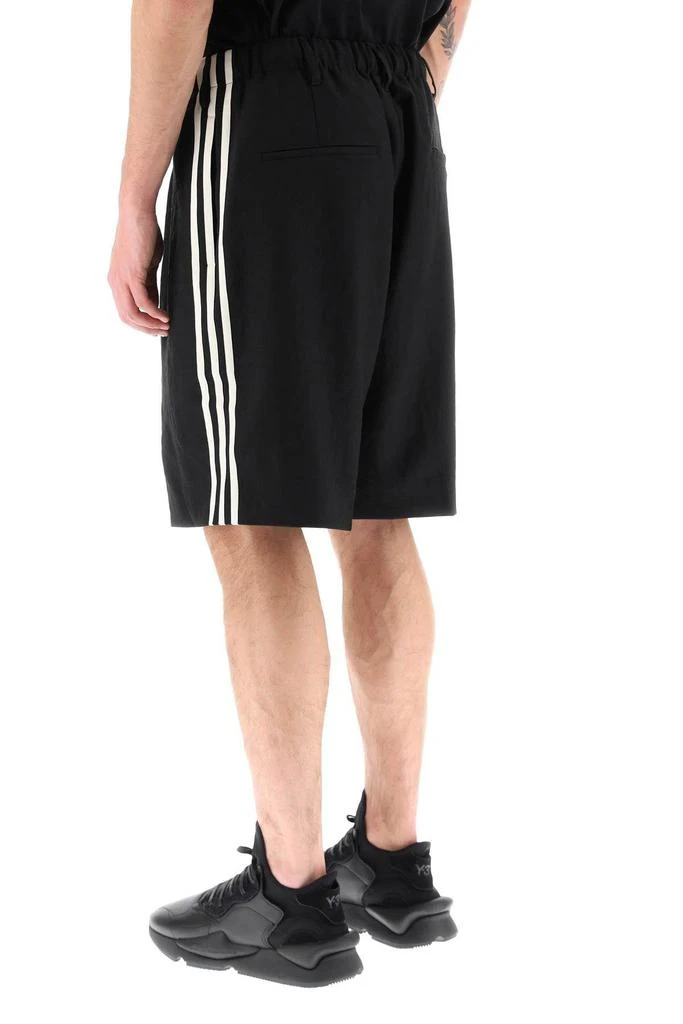 商品Y-3|3-STRIPES SHORTS,价格¥740,第4张图片详细描述