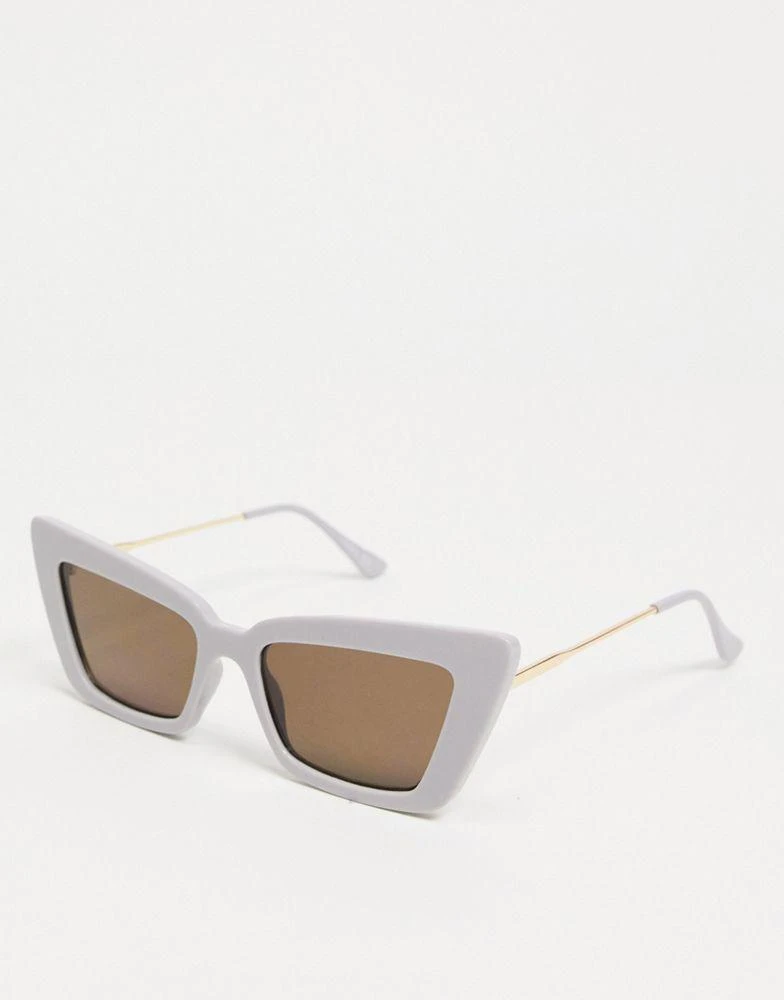 商品ASOS|ASOS DESIGN cat eye sunglasses with tubular temple in grey,价格¥99,第1张图片
