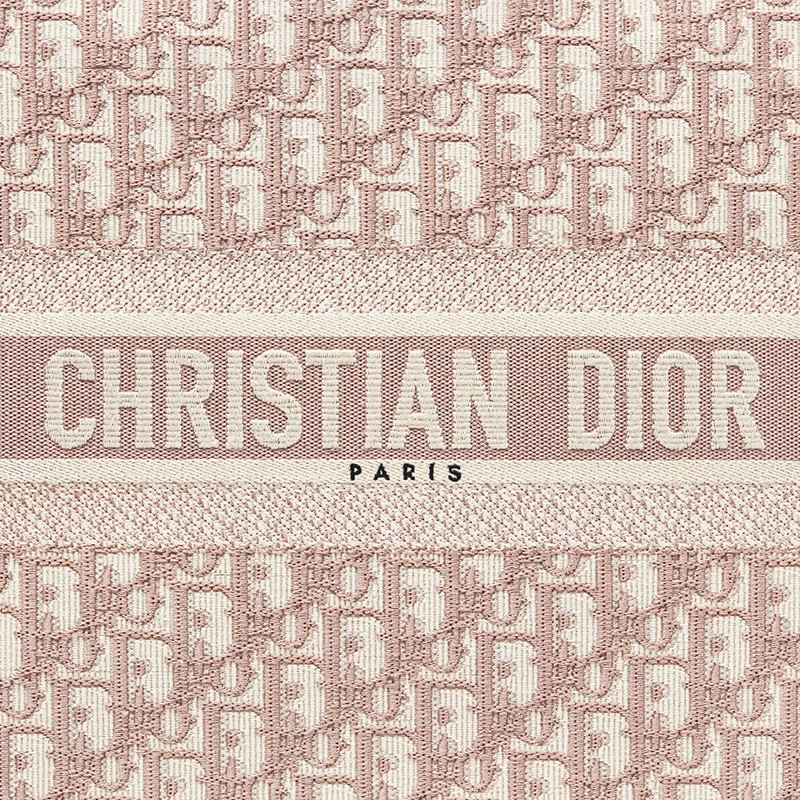 商品Dior|【预售3-7天】DIOR/迪奥 21秋冬BOOK TOTE系列 女士小号玫瑰粉色老花刺绣手提托特包M1296ZRIW_M912,价格¥20587,第6张图片详细描述