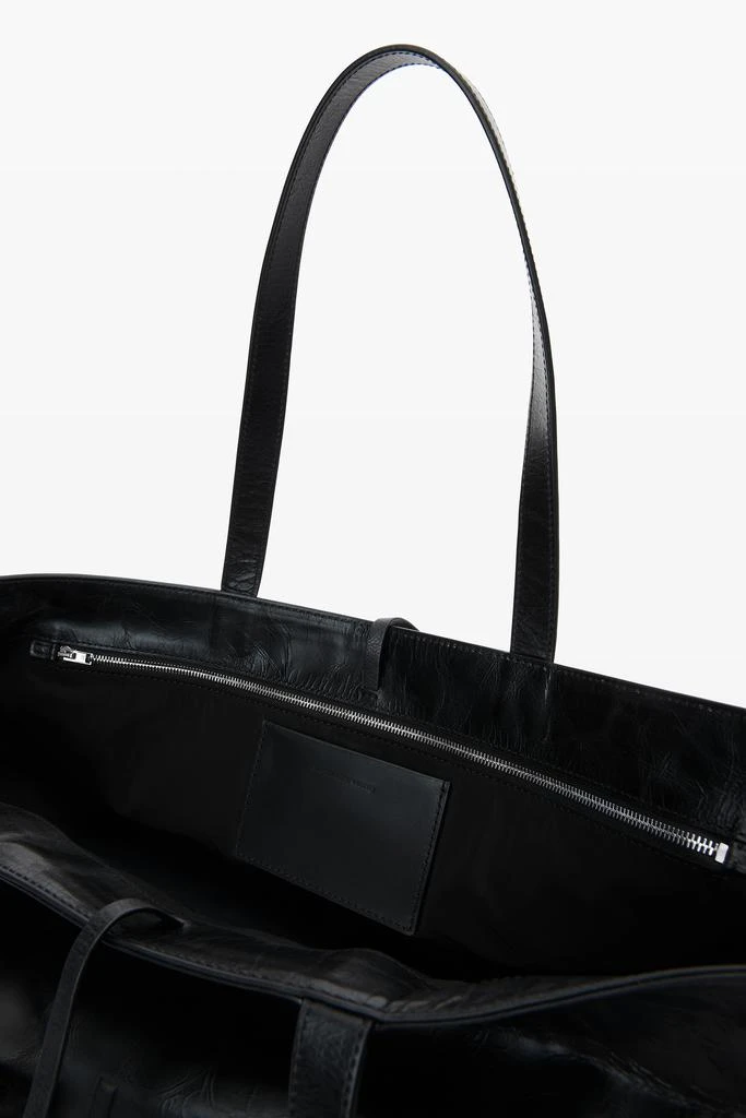 商品Alexander Wang|Punch Tote Bag in Crackle Patent Leather,价格¥4470,第5张图片详细描述