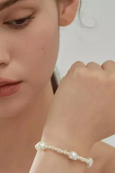 商品Joey Baby|Joey Baby Kylie Pearl Bracelet,价格¥1012,第2张图片详细描述