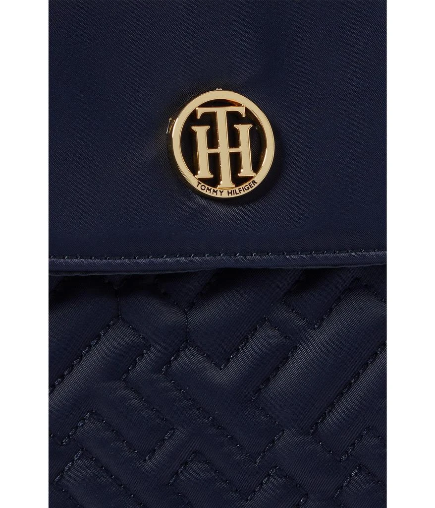 商品Tommy Hilfiger|Nina II Flap Backpack Bias Quilted Smooth Nylon,价格¥631,第4张图片详细描述