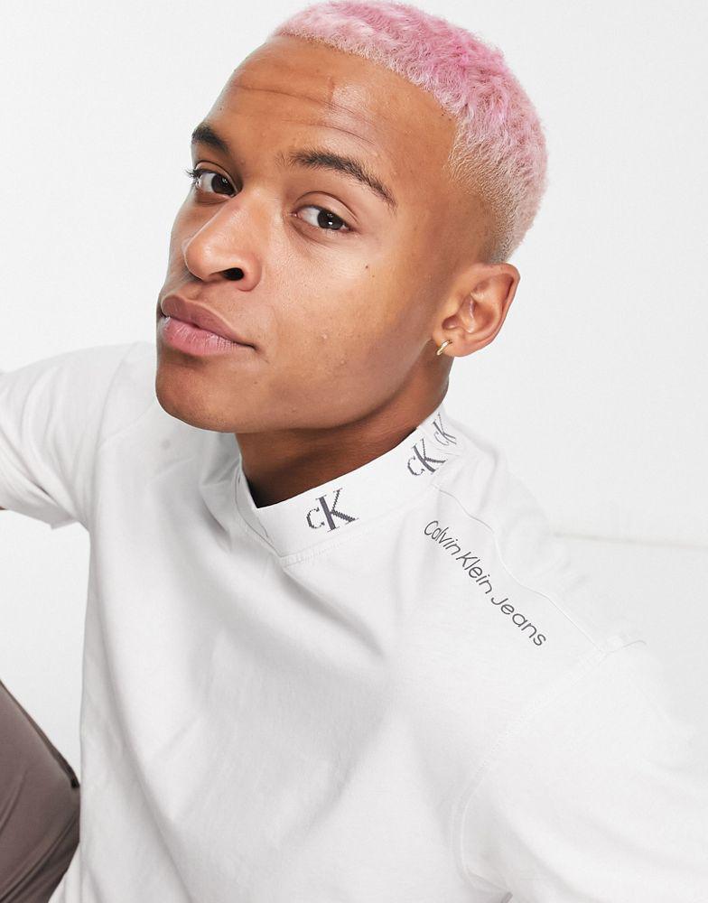 商品Calvin Klein|Calvin Klein Jeans cotton logo jacquard neck t-shirt in light grey,价格¥446,第5张图片详细描述