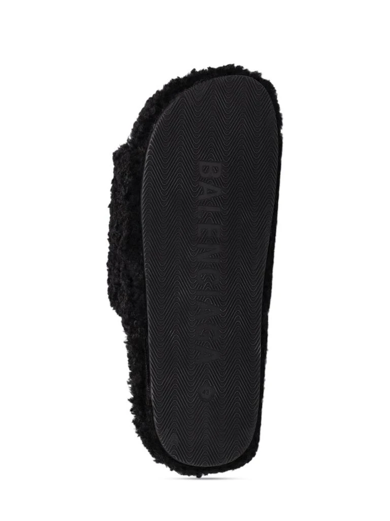 商品Balenciaga|Political Logo Furry Slide Sandals,价格¥5540,第4张图片详细描述