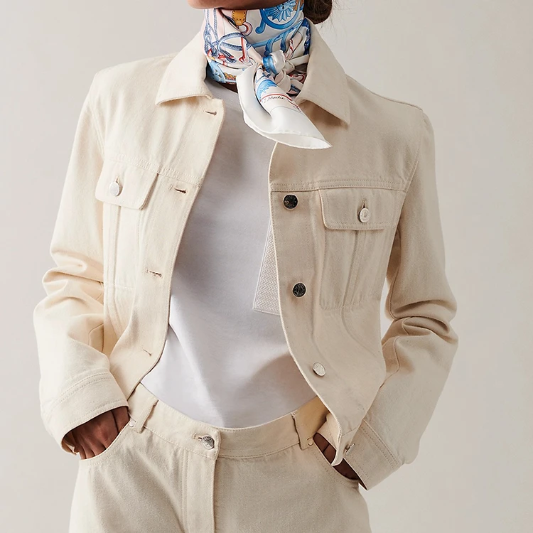商品[国内直发] Hermes|爱马仕 “军刀进行曲” 丝巾 男女同款情侣款 粉色/白色,价格¥3267,第3张图片详细描述