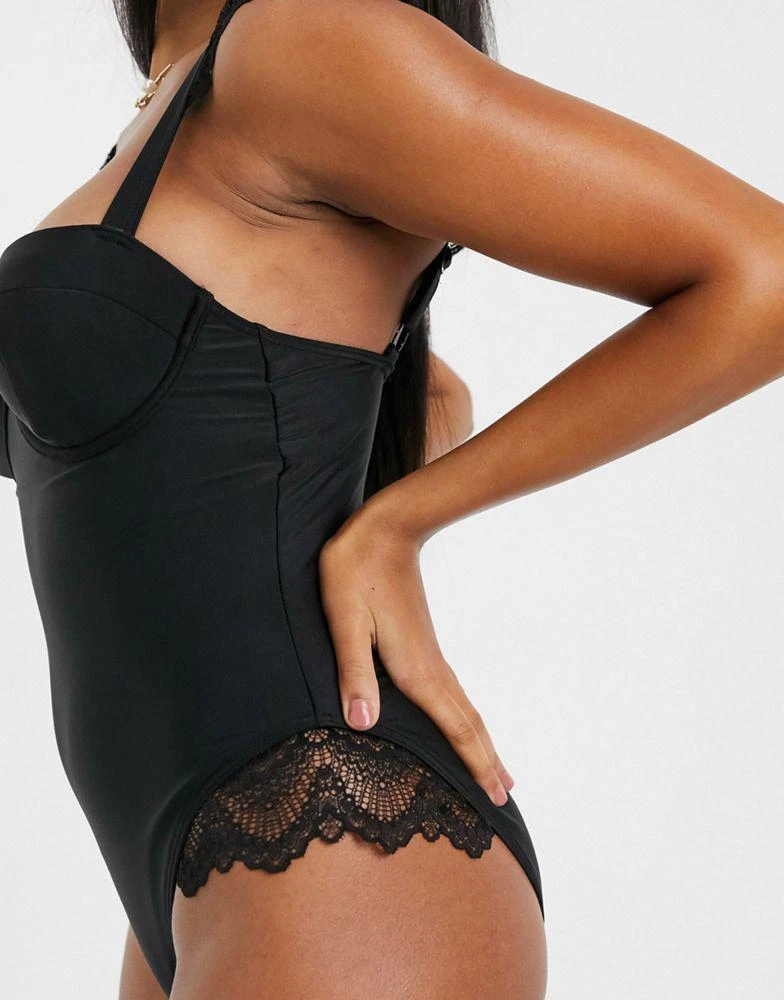 商品Wolf & Whistle|Wolf & Whistle Fuller Bust Exclusive underwired lace swimsuit in black DD-G - BLACK,价格¥168,第3张图片详细描述