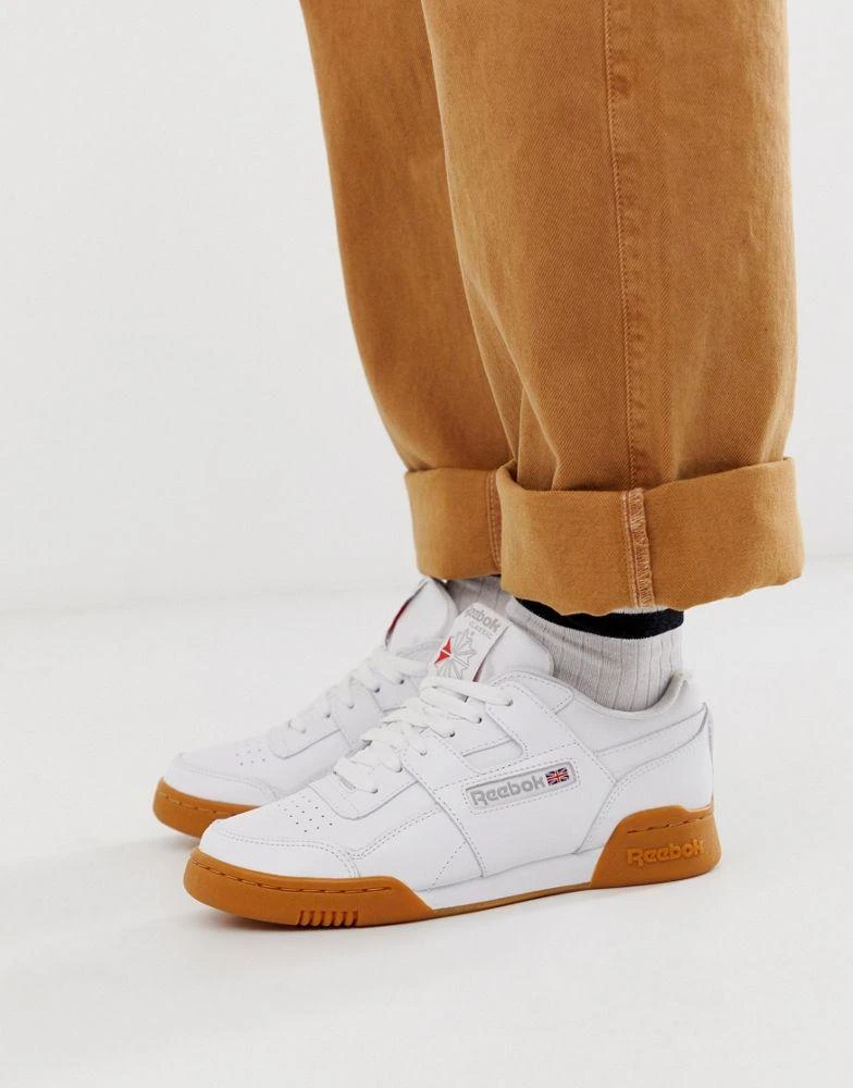 商品Reebok|Reebok Workout trainers in white with gum sole,价格¥722,第1张图片