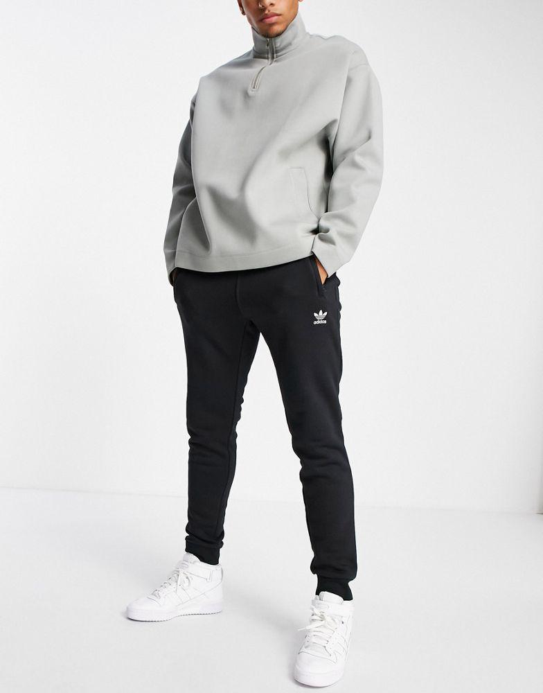 商品Adidas|adidas Originals essentials slim fit joggers with small logo in black,价格¥395,第1张图片
