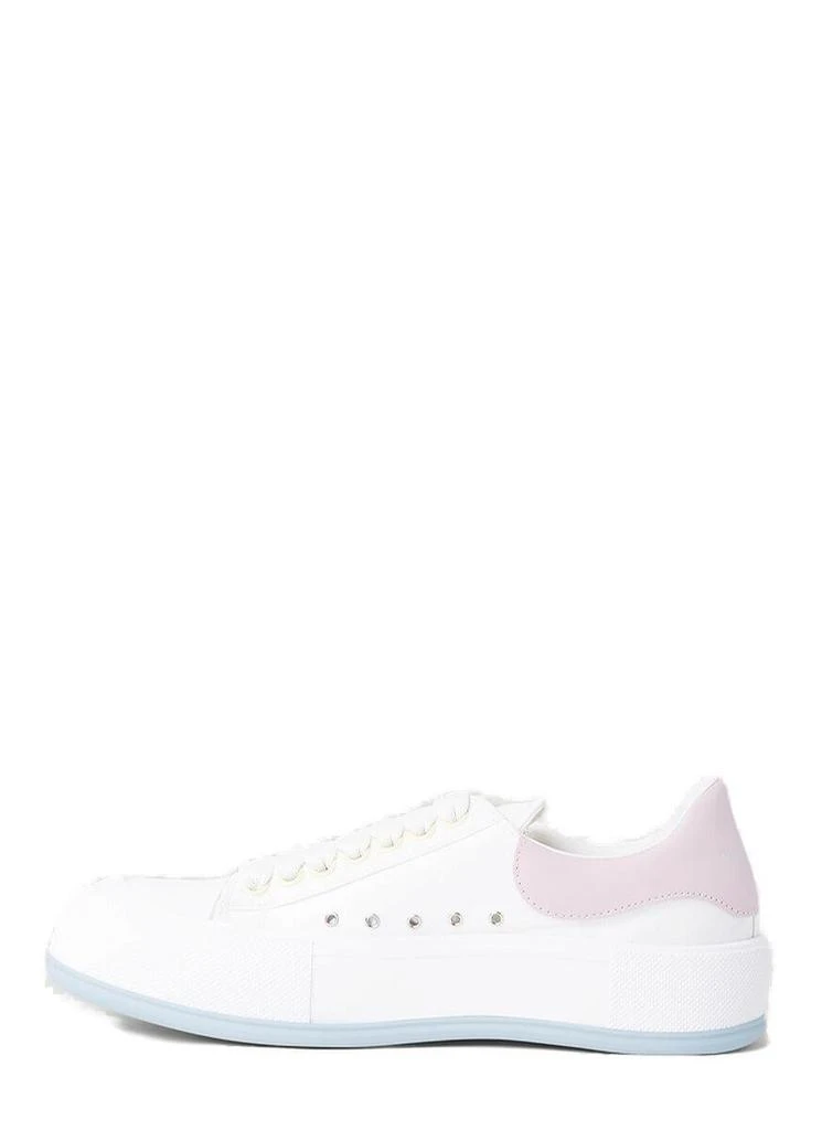 商品Alexander McQueen|Alexander McQueen Deck Plimsoll Lace-Up Sneakers,价格¥2471,第2张图片详细描述