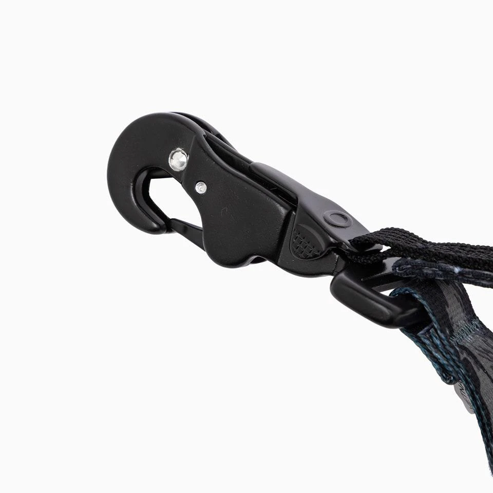 商品Oakley|Wanderlust Key Chain,价格¥508,第2张图片详细描述