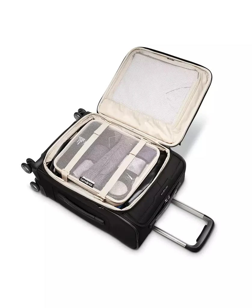 Silhouette 17 21" Carry-on Expandable Softside Spinner 商品