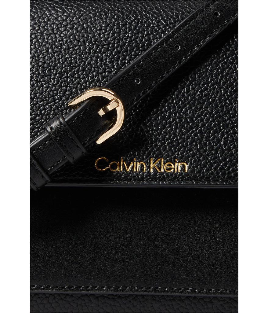 商品Calvin Klein|Odette Crossbody,价格¥438-¥580,第4张图片详细描述