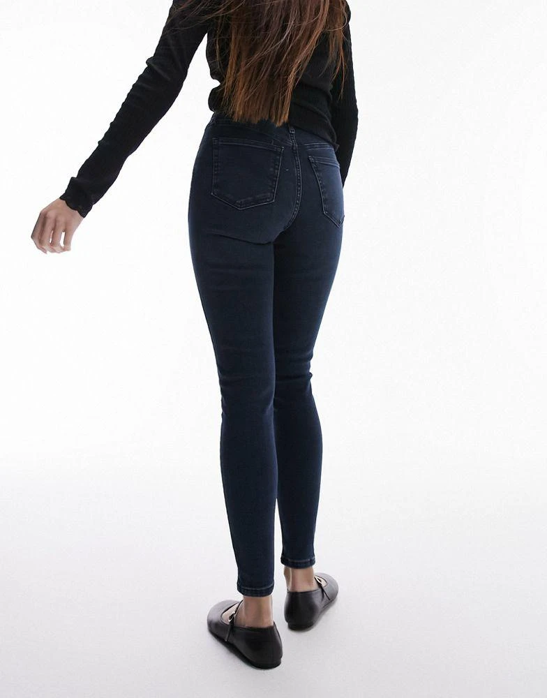 商品Topshop|Topshop high rise Jamie jeans in blue black,价格¥410,第5张图片详细描述