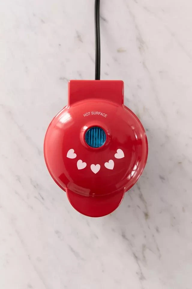 商品Urban Outfitters|Heart-Shaped Mini Waffle Maker,价格¥120,第3张图片详细描述