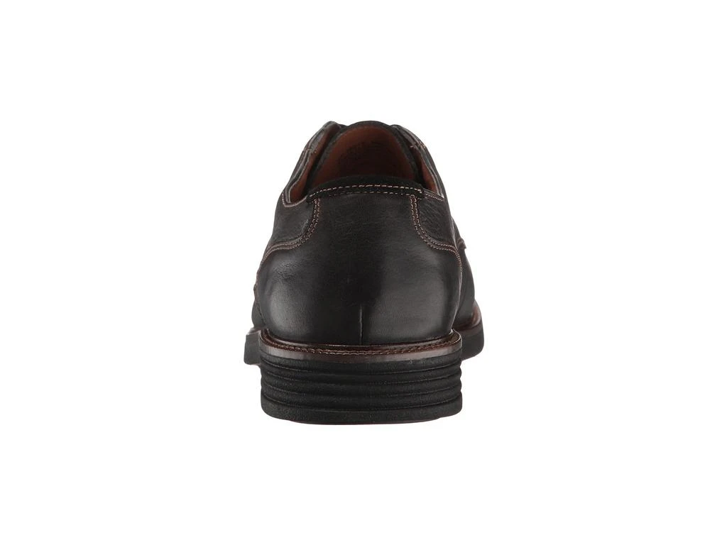 商品Dockers|Parkway Plain Toe Oxford,价格¥454,第5张图片详细描述