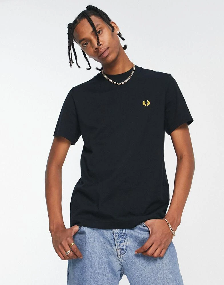 商品Fred Perry|Fred Perry rave back print t-shirt in black,价格¥358,第2张图片详细描述