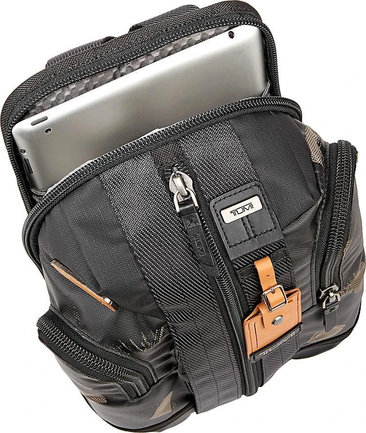 商品Tumi|Alpha Bravo Saratoga Sling,价格¥1367-¥1823,第2张图片详细描述