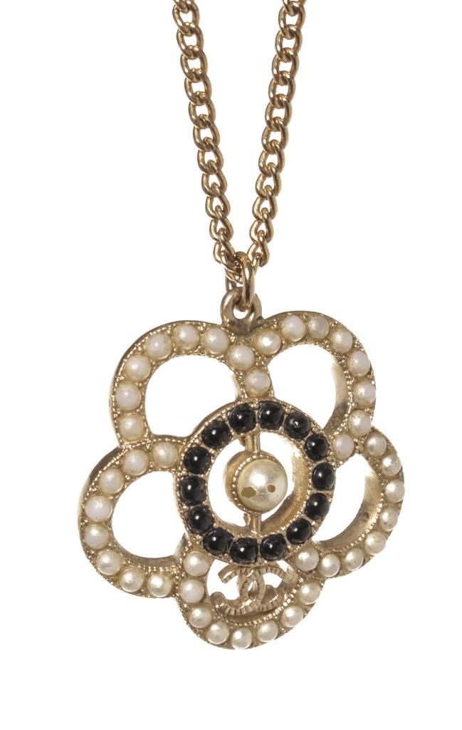 Chanel Gold Camellia Pearl Necklace商品第3张图片规格展示