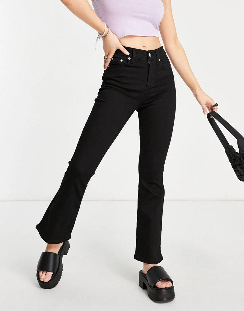 商品ASOS|ASOS DESIGN Petite high rise 'lift and contour' flare jeans in clean black,价格¥135,第4张图片详细描述