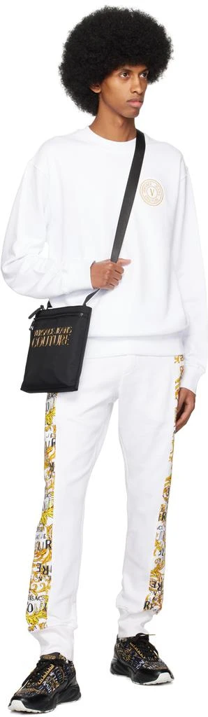 商品Versace|White V-Emblem Sweatshirt,价格¥465,第4张图片详细描述