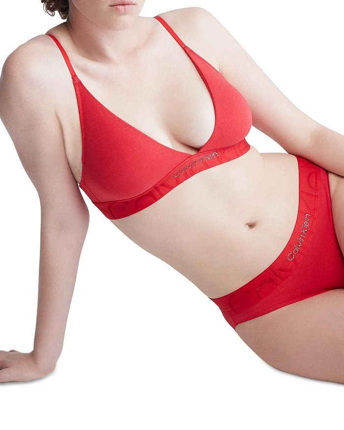 商品Calvin Klein|Embossed Icon Holiday Bikini,价格¥69,第3张图片详细描述