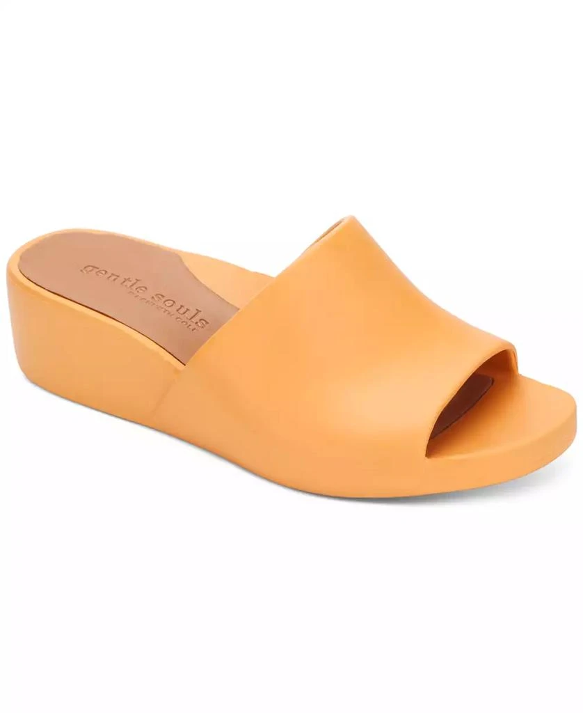 商品Gentle Souls|by Kenneth Cole Women's Gisele Wedge Slide Sandals,价格¥758,第1张图片