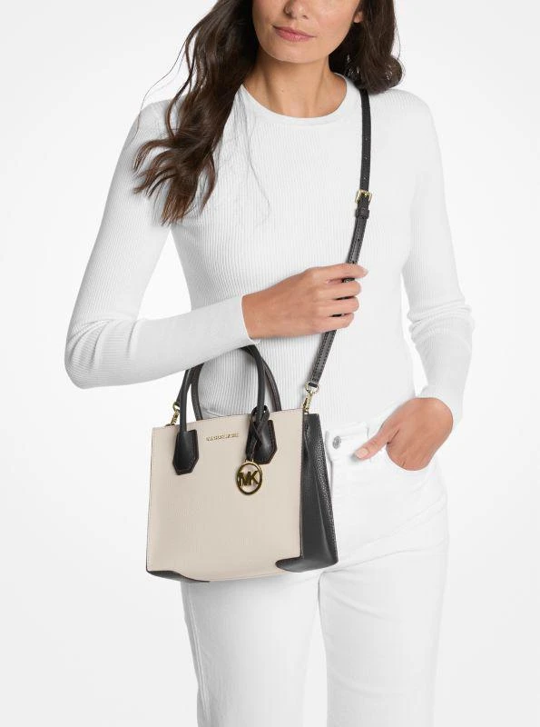 商品Michael Kors|Mercer Medium Two-Tone Pebbled Leather Crossbody Bag,价格¥653,第3张图片详细描述