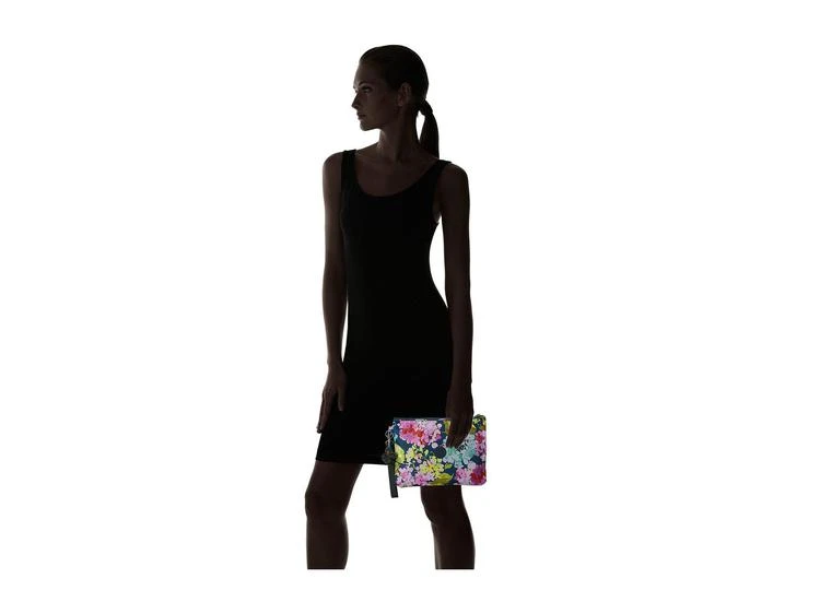 Iaka Large Wristlet 商品