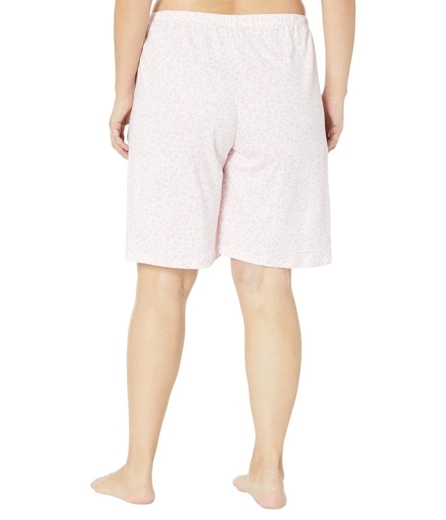 商品Karen Neuburger|Plus Size Short Sleeve V-Neck Bermuda PJ Set,价格¥417,第4张图片详细描述