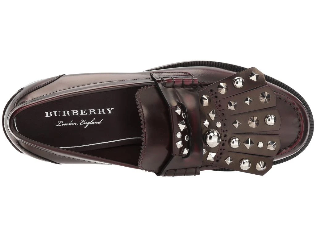 商品Burberry|Studded Fringe Loafers,价格¥1973,第2张图片详细描述
