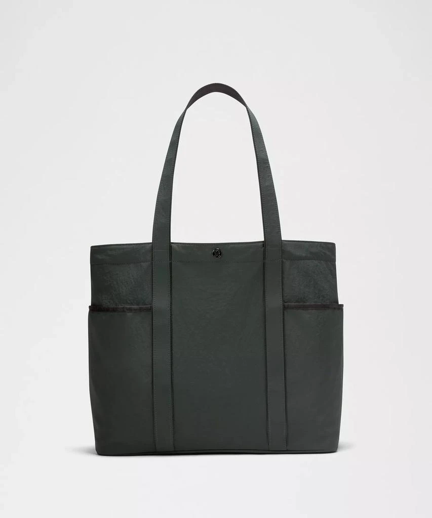 Daily Multi-Pocket Tote Bag 20L 商品