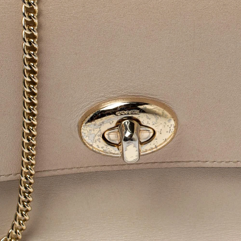 商品[二手商品] Coach|Coach Cream White Leather Turnlock Small Chain Crossbody Bag,价格¥809,第5张图片详细描述