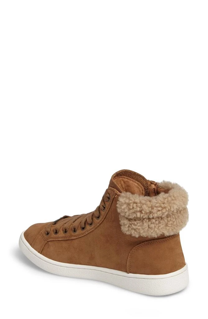 商品UGG|Olive Genuine Shearling Cuff Sneaker,价格¥323,第2张图片详细描述