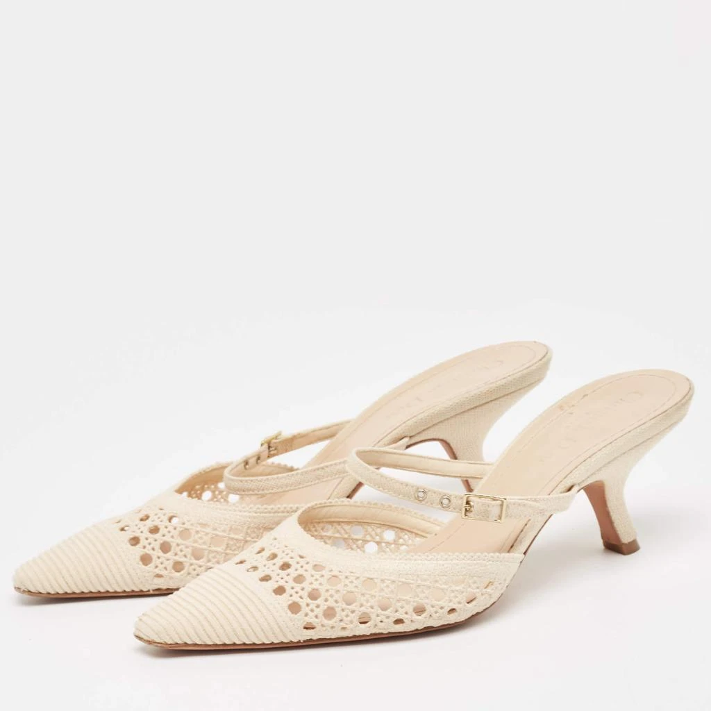 商品[二手商品] Dior|Dior Cream Embroidered Mesh Dior Capture Mules Size 39,价格¥2985,第2张图片详细描述