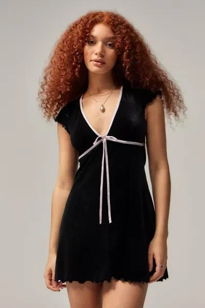 商品Kimchi Blue|Kimchi Blue Madison Velvet Mini Dress,价格¥404,第1张图片