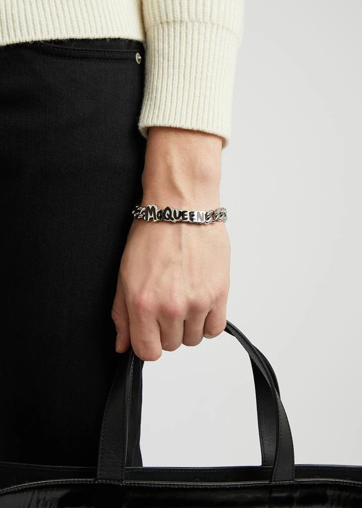 商品Alexander McQueen|Graffiti logo silver-tone chain bracelet,价格¥2150,第2张图片详细描述