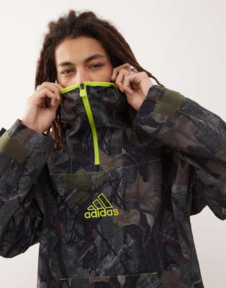 Adidas adidas Originals Camo Jacket Q1 in green - Jackets - Free