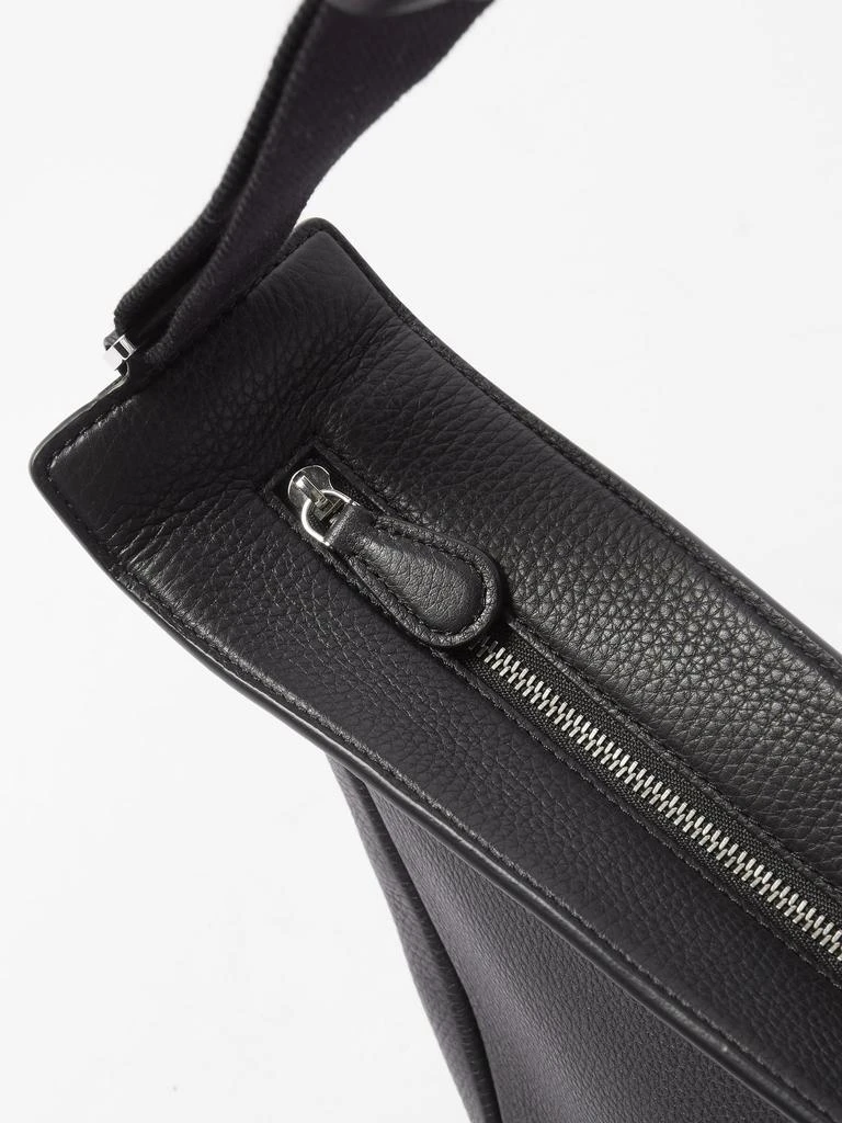 Slouchy Banana leather cross-body bag 商品