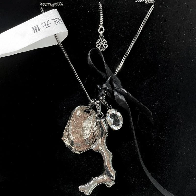 商品Alexander McQueen|银色长款吊坠项链【香港仓极速发货】,价格¥2018,第1张图片