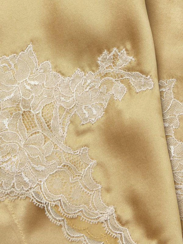 商品Josie|Lolita Standard-Fit Lace-Trim Silk Shorts,价格¥741,第4张图片详细描述