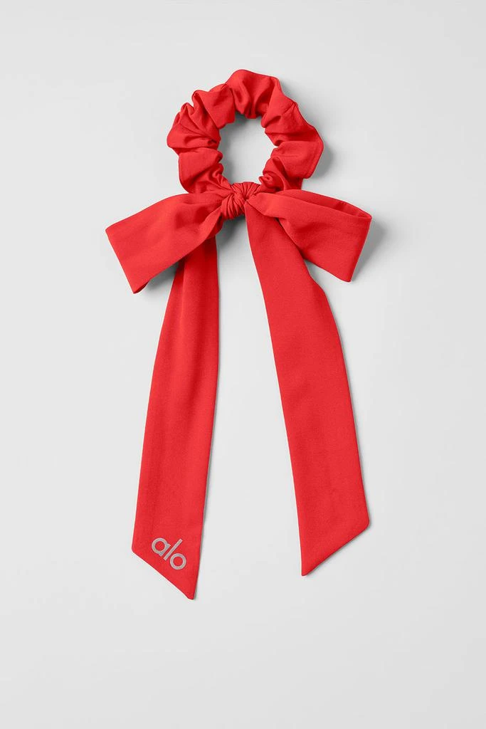 商品Alo|Love Knots Tie Scrunchie - Red Hot Summer,价格¥181,第1张图片